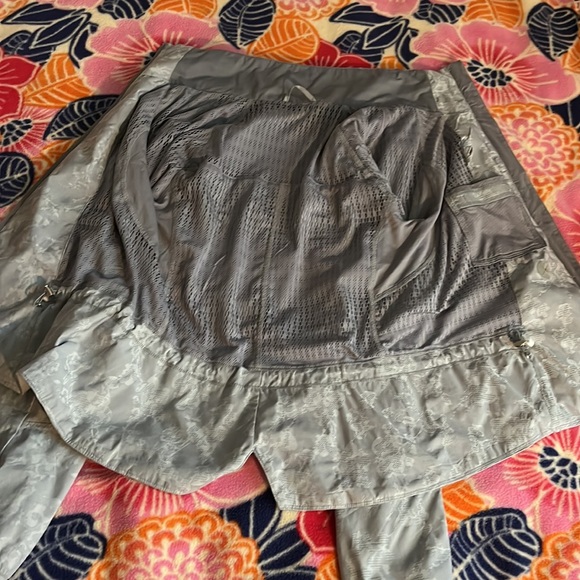 Lululemon Jacket - Picture 5 of 6